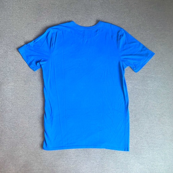 Men’s Nike Dri-Fit Shirt - Picture 2 of 4